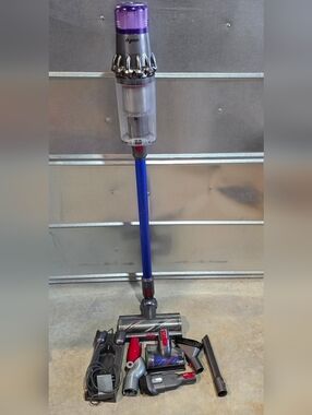 Dyson V11 Torque Drive Stick Cordless Vacuum PRE OWNED